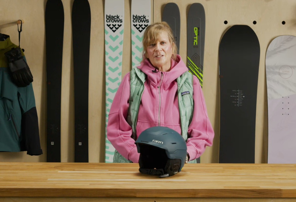 What percentage of skiers wear helmets?